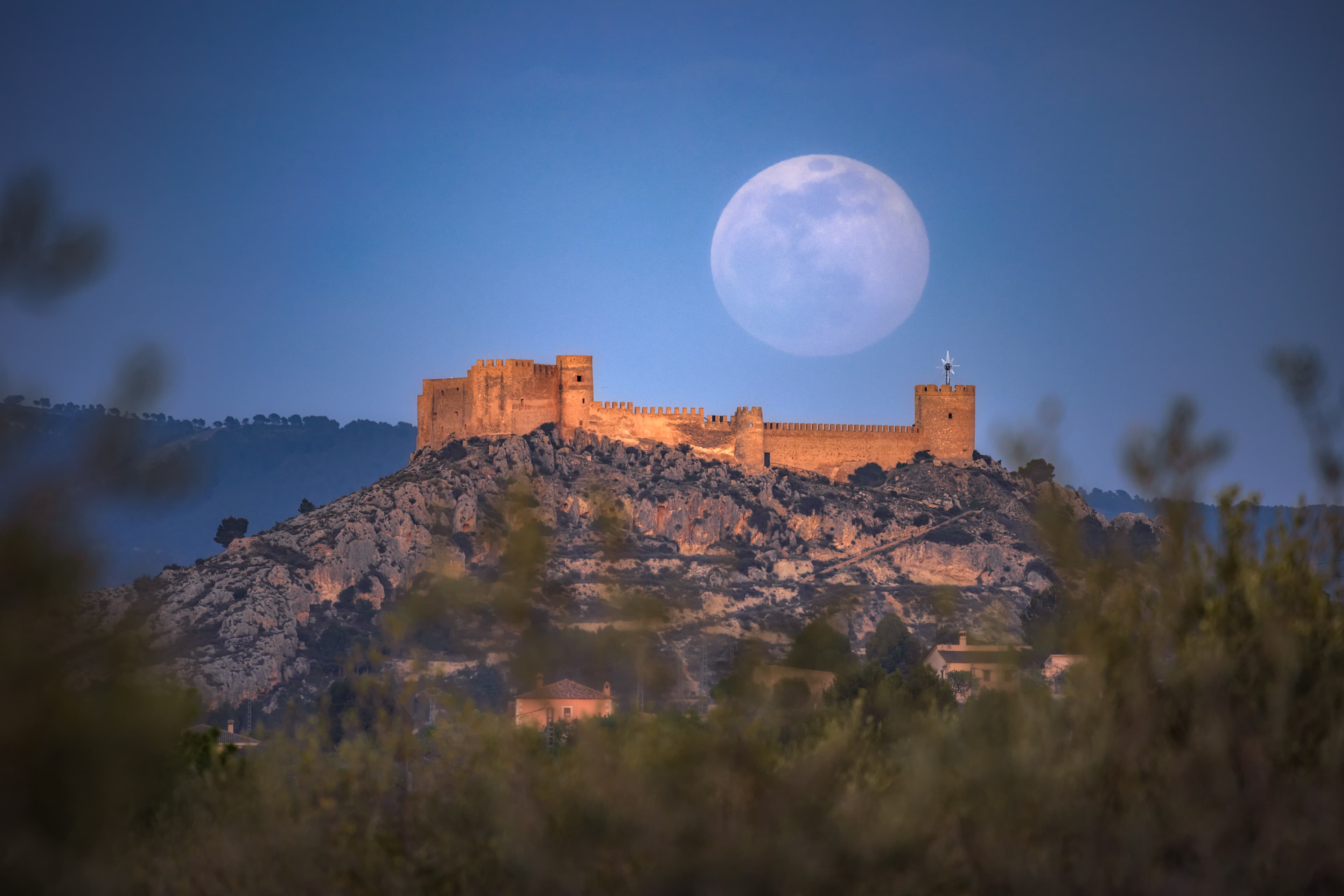 The Castle and the Moon (II)