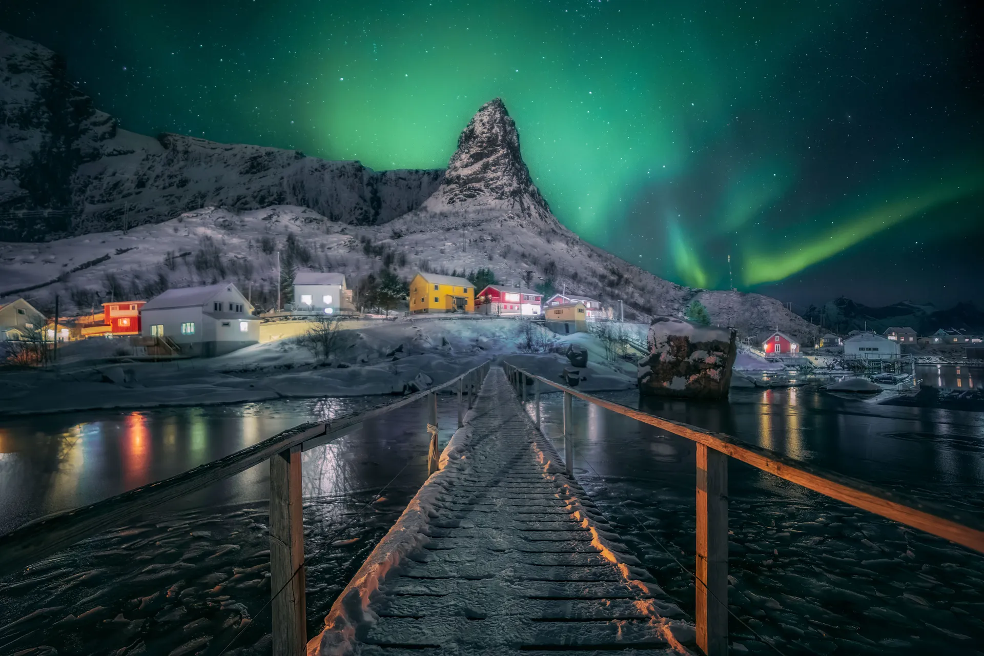 Arctic Night in Green