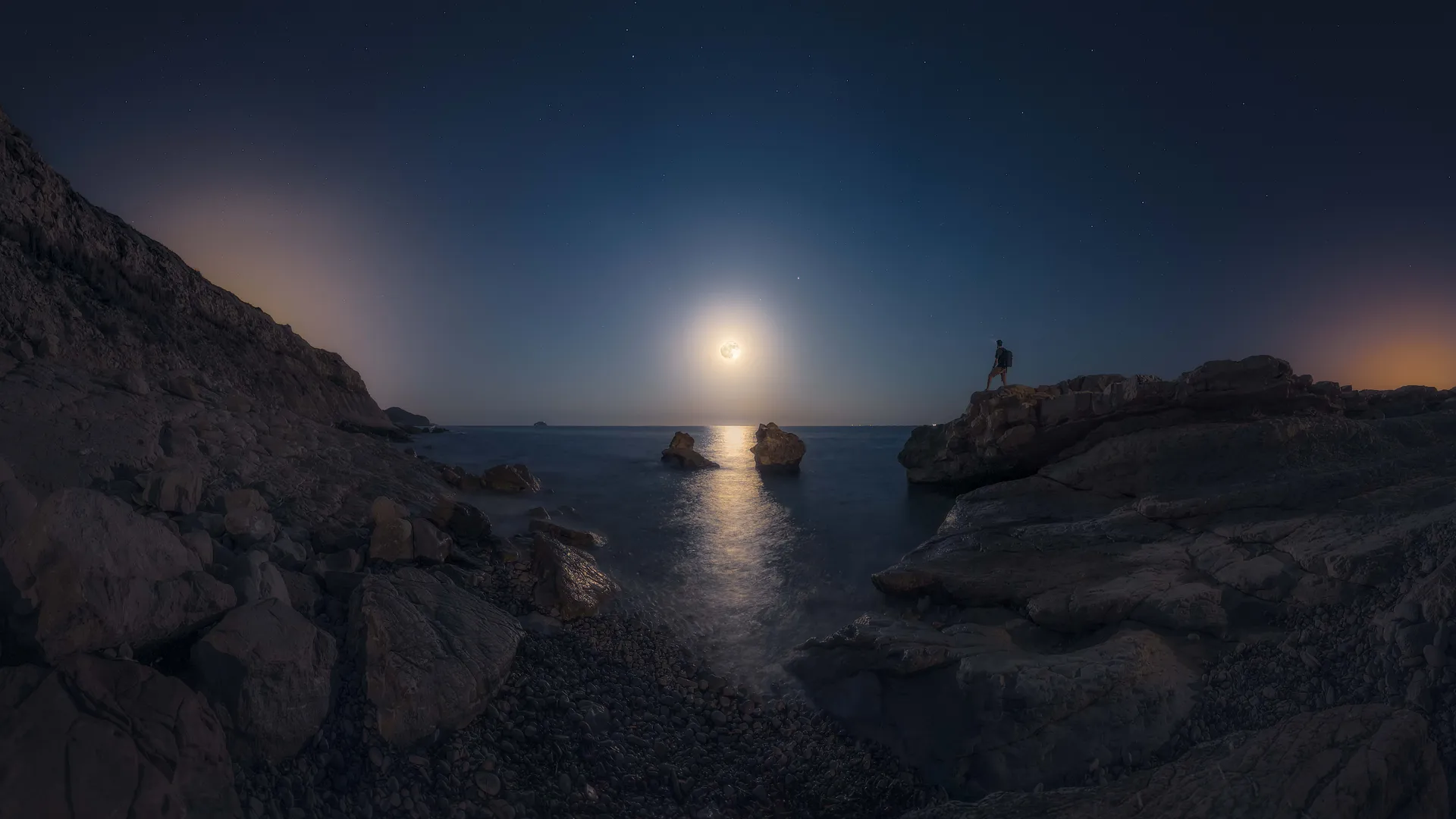 Private Talks with the Moon